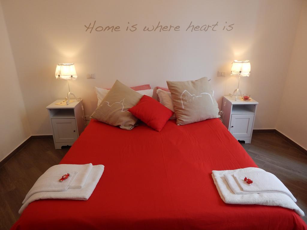 Apartmán Red Flat In Řím Pokoj fotografie