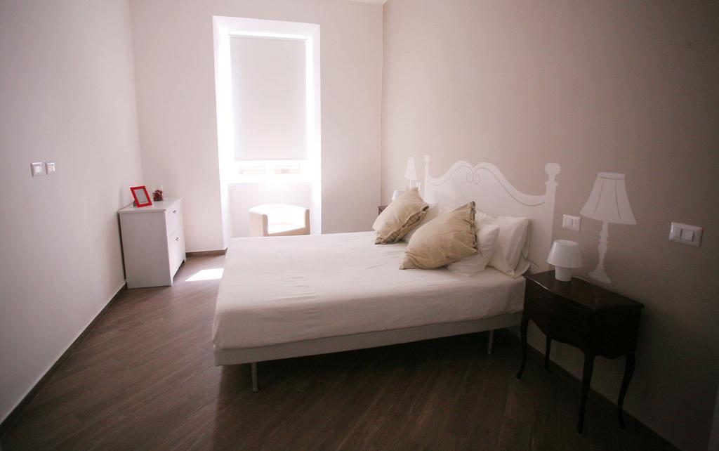 Apartmán Red Flat In Řím Pokoj fotografie